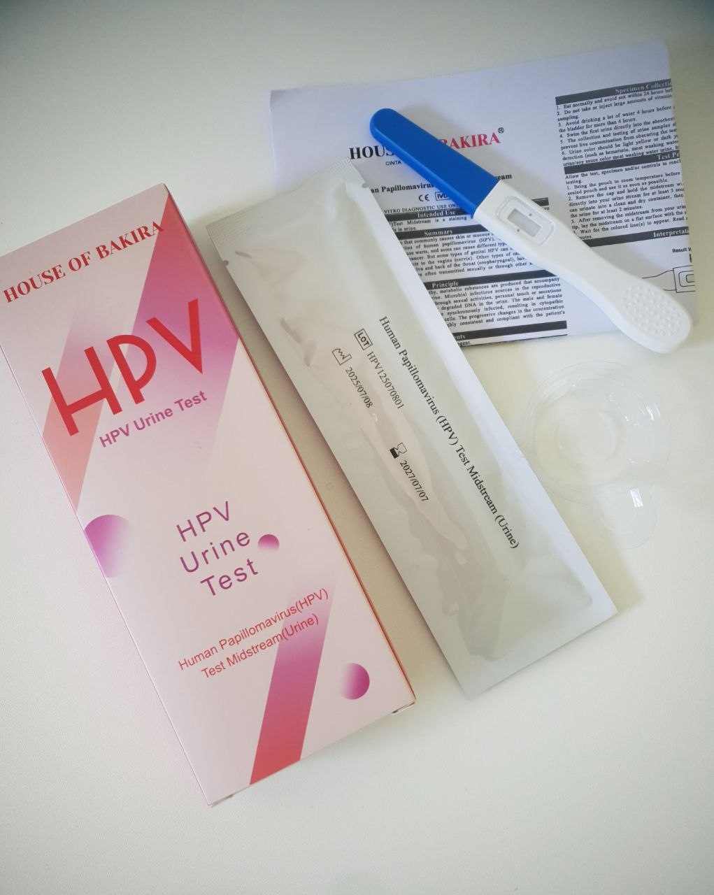 Gambar sebenar pembungkusan, alat ujian dan komponen Bakira HPV Urine Test